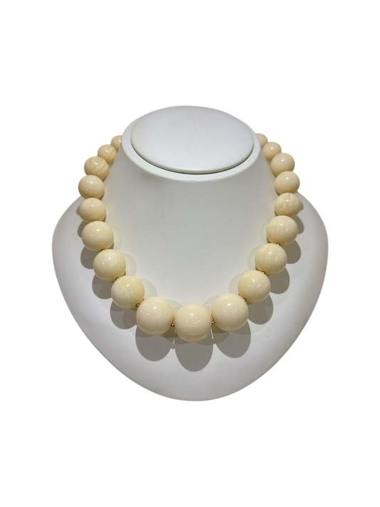 Jumbo Ivory